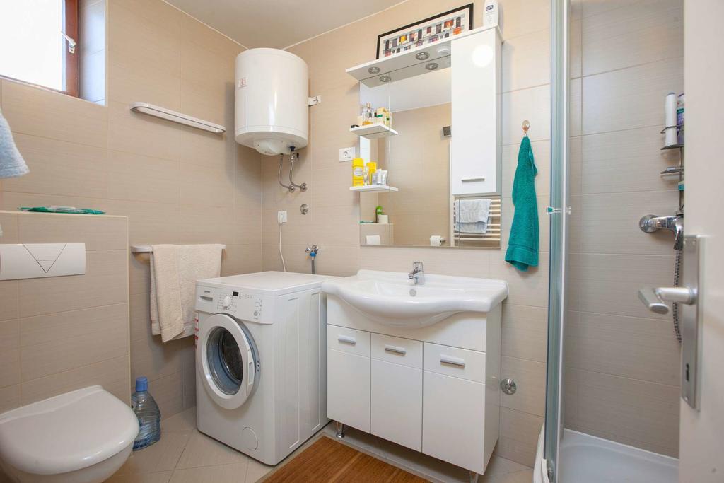 Holiday Home Luma بودغورا الغرفة الصورة